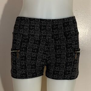 0 to 5 Zipper pockets Shorts Sz 2